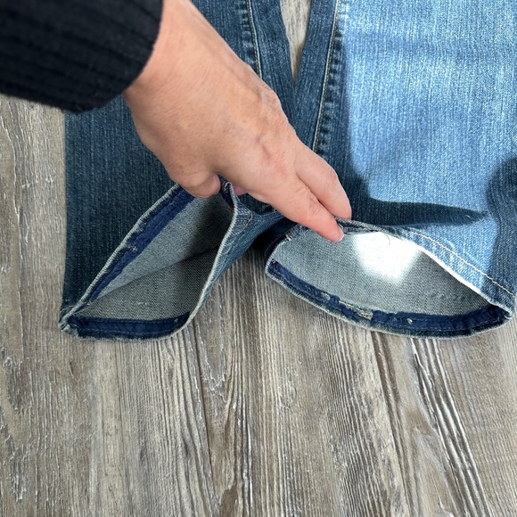 Lucky brand, dungarees sundown size 2/26 - 29” inseam - Picture 5 of 9